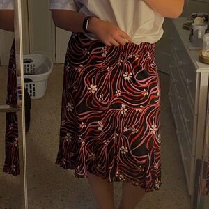 FUNKY FLORAL PATTERNED MIDI SKIRT